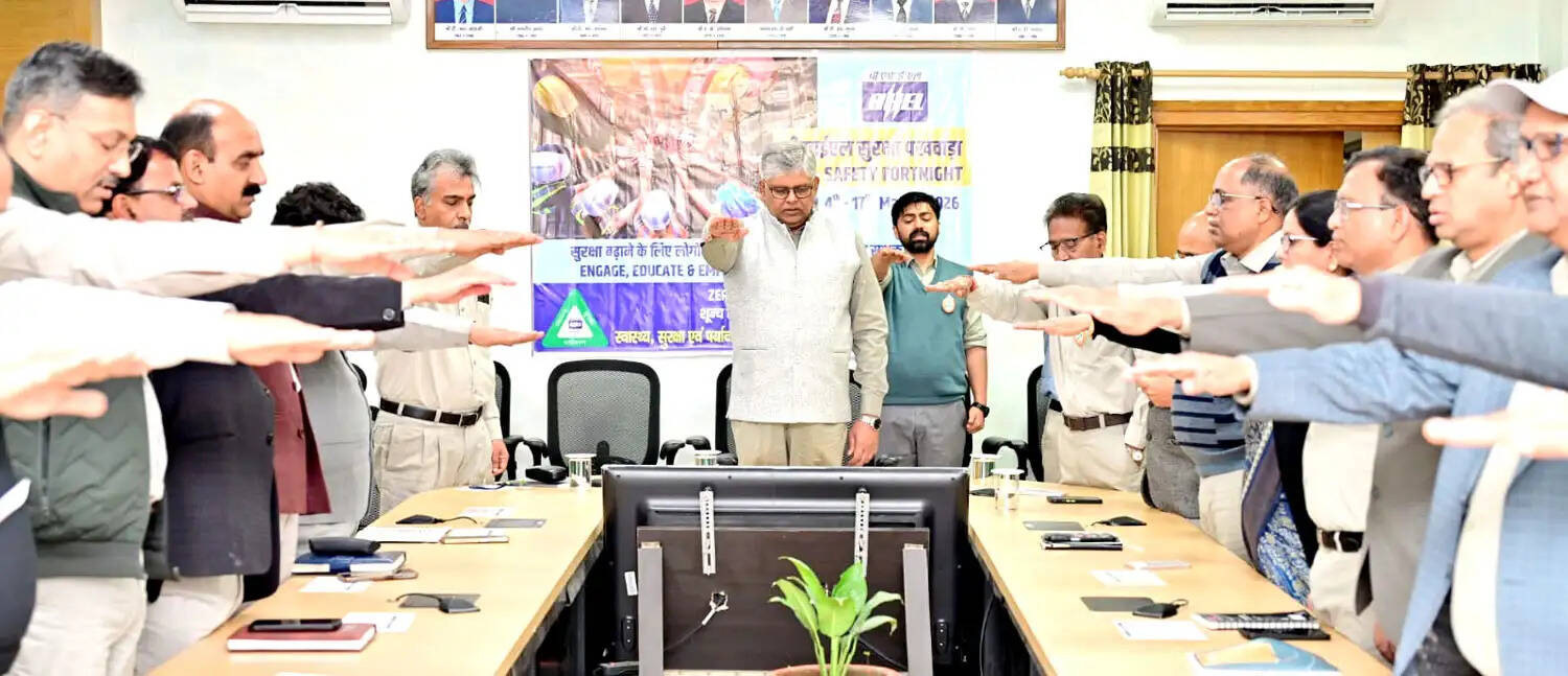 संस्थान की निरंतर प्रगति में सुरक्षा हेतु सबकी भागीदारी बेहद महत्वपूर्ण - रंजन