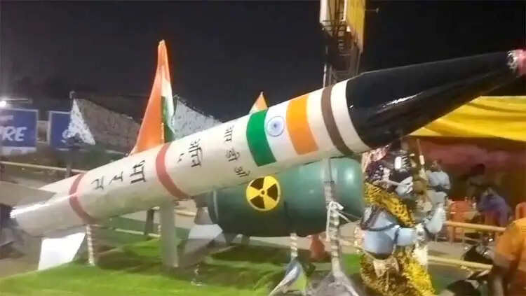 अग्नि-5 थीम की कांवड़ बनी आकर्षण का केंद्र