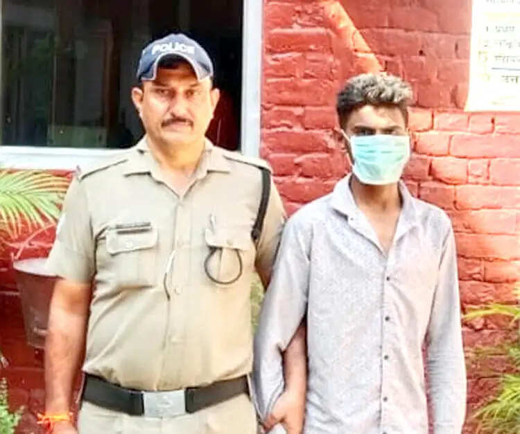 शादी का झांसा देकर दुष्कर्म का आरोपित टिहरी से गिरफ्तार