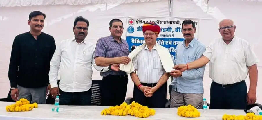वैश्विक अशांति से निपटने के लिए जागरूक और संयमित नागरिक बनें : विश्राम मीणा