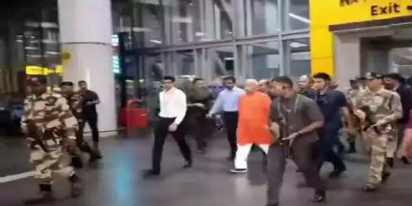 संघ&nbsp;प्रमुख&nbsp;डॉ. मोहन भागवत दस दिवसीय दौरे पर पश्चिम बंगाल पहुंचे