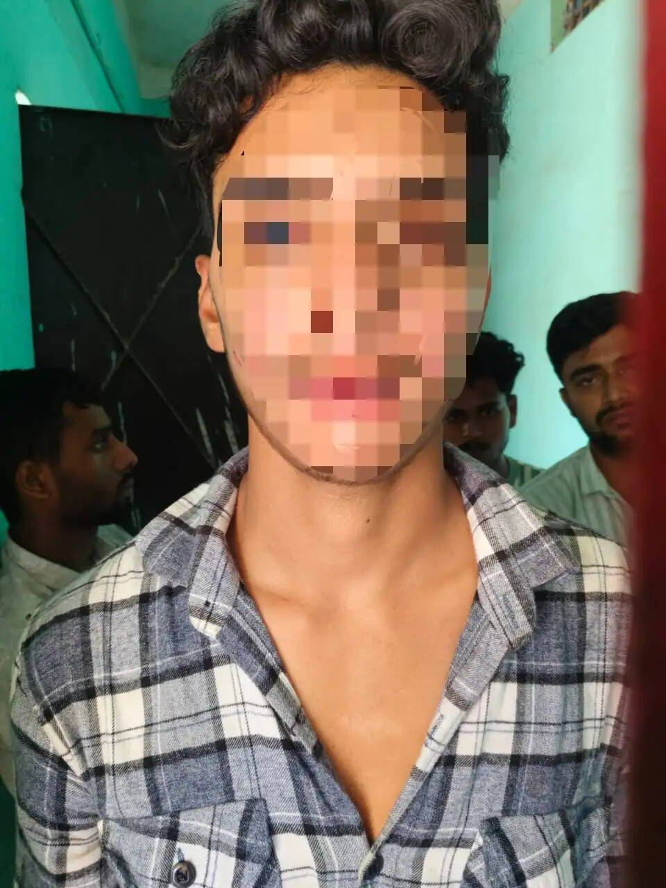सारण पुलिस ने अपहृत हुए दो व्यवसाईयों को सकुशल छुड़ाया, चार गिरफ्तार