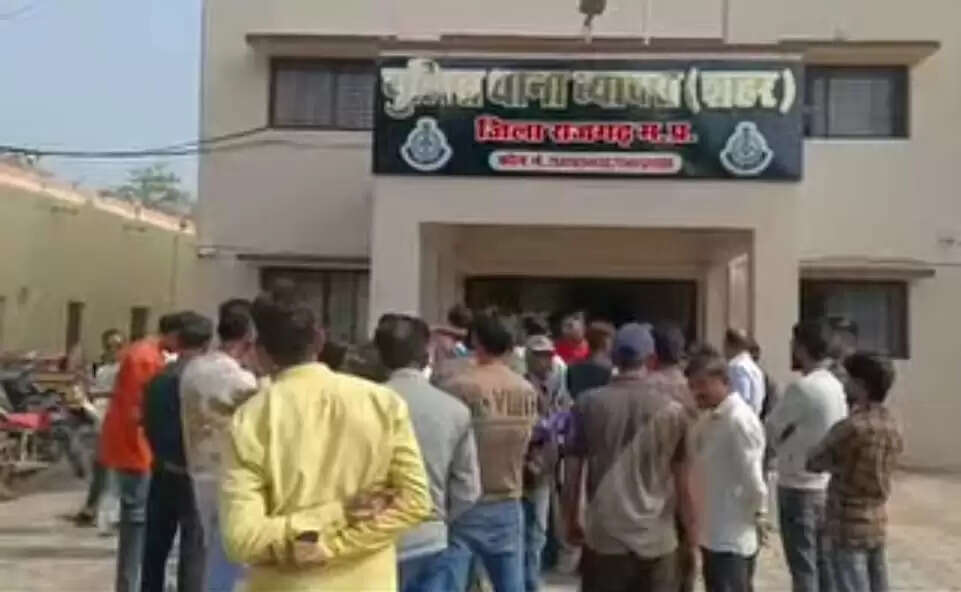 राजगढ़ः बिना अनुमति स्मार्ट मीटर लगाए जाने पर विरोध, ठेकेदार पर केस दर्ज की मांग