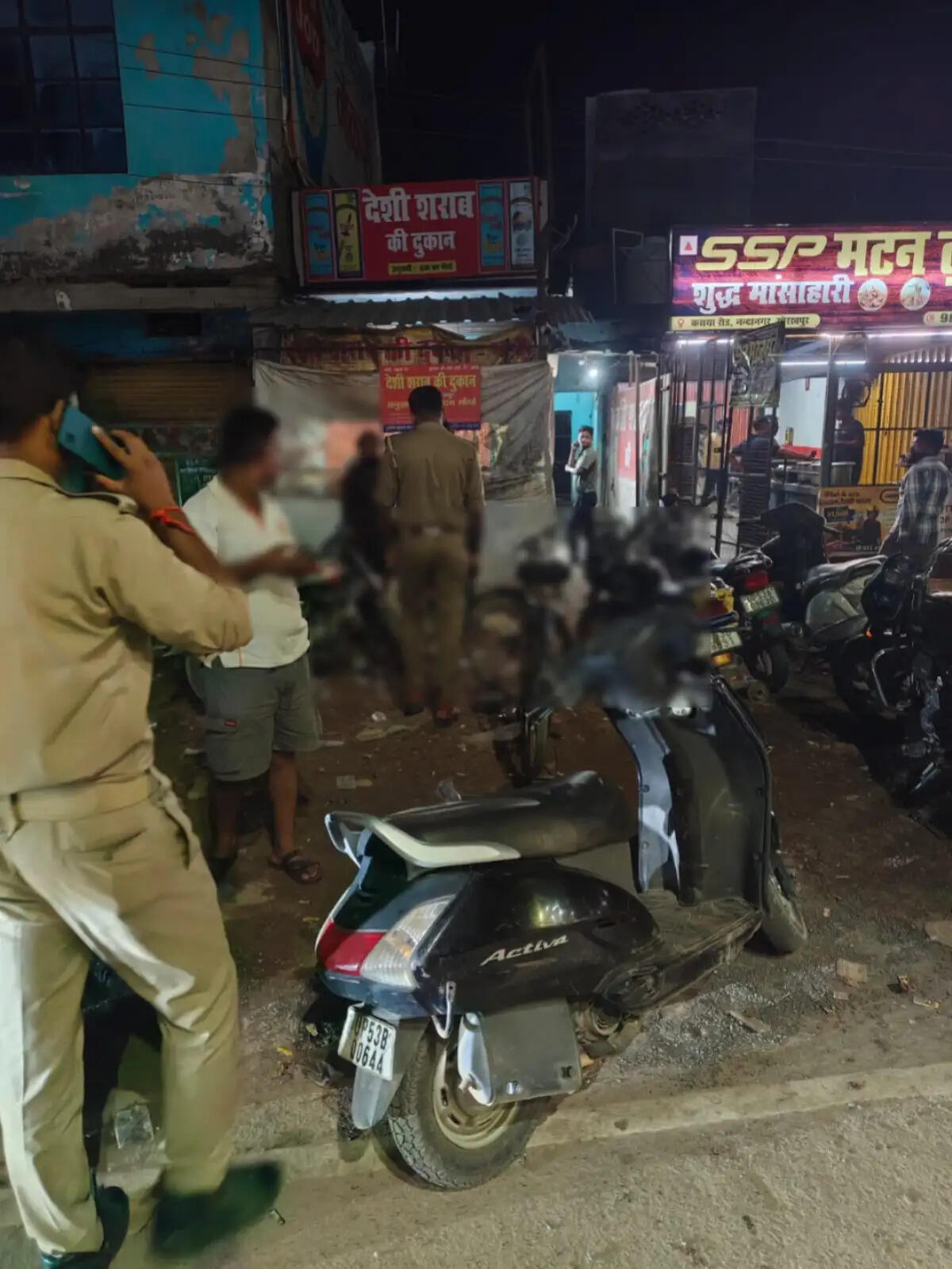 एंटी चीयर्स के तहत खुले में शराब पीने वालों पर पुलिस की कार्रवाई