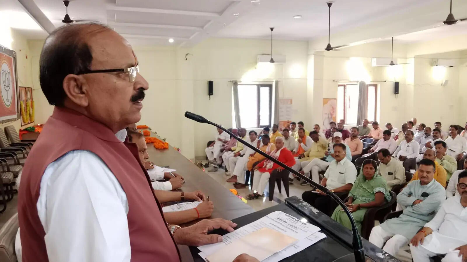 देवरिया में 22 जुलाई को विधानसभावार होंगे भाजपा का बूथ अध्यक्ष सम्मेलन, तैयारियों को लेकर बैठक में बनी रणनीति
