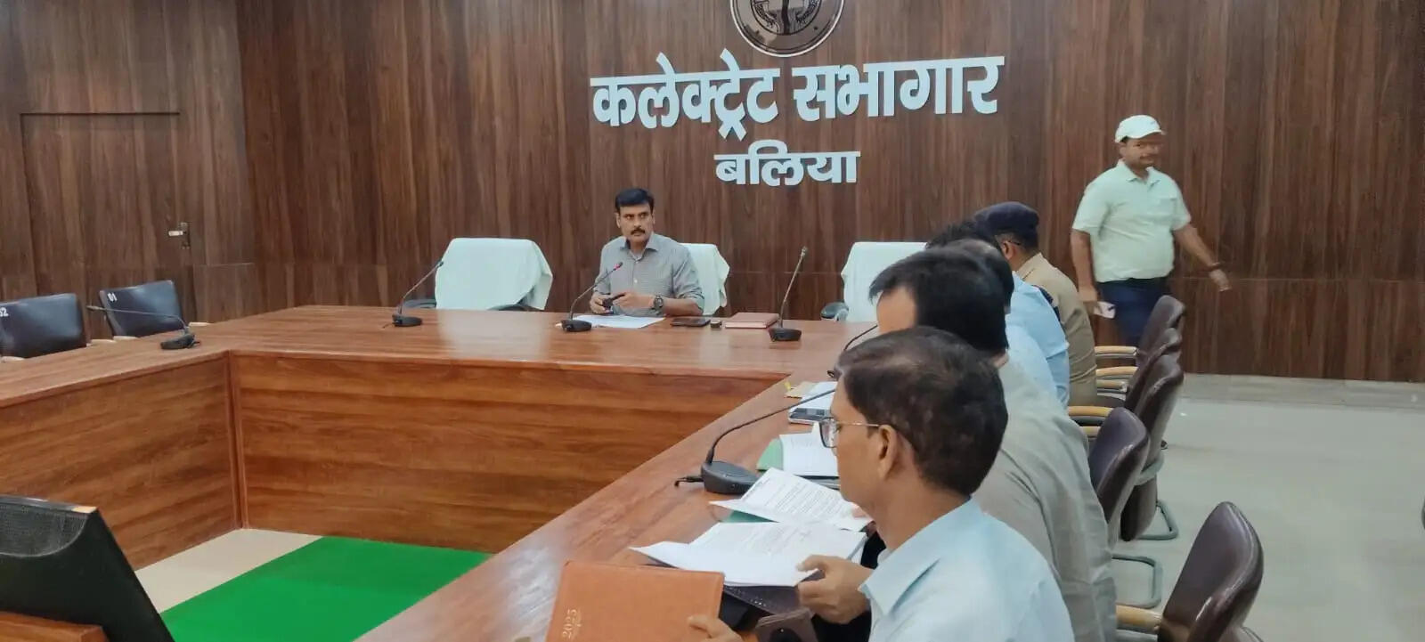 बलिया में स्कूल बसों पर सख्ती, फिटनेस टेस्ट&nbsp;नहीं कराने पर हाेगी एफआईआर