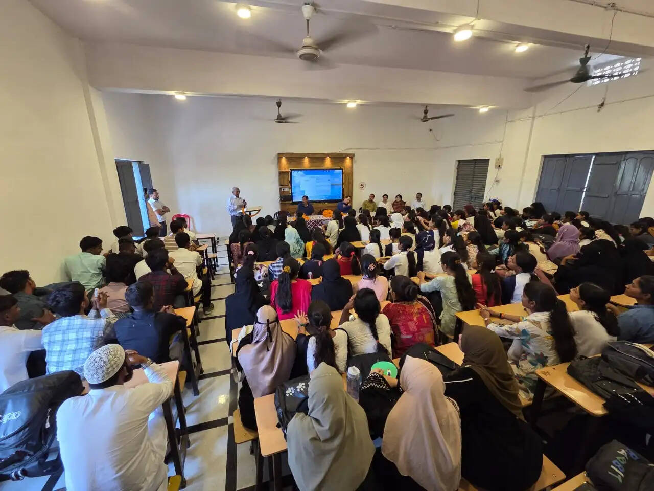 भारतीय भाषाएं राष्ट्र की असली ताकत : डॉ. पी.सी. पतंजलि