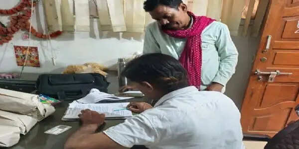 इंदौरः बिना पंजीयन संचालित इकाई पर कार्रवाई, खाद्य कारोबार कराया गया बंद