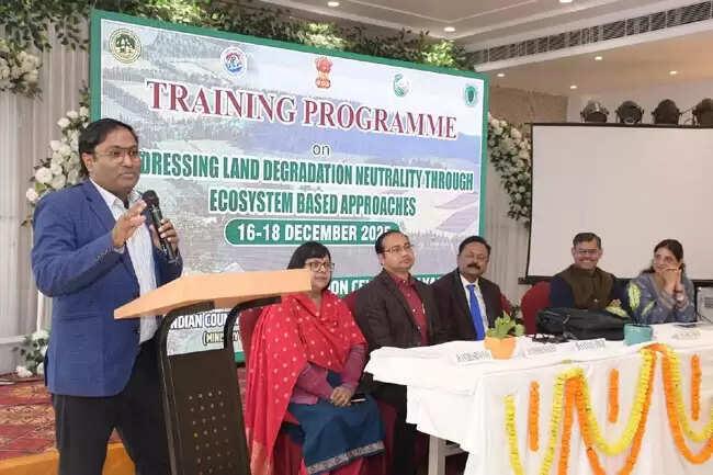 भूमि क्षरण सुधार में पारिस्थितिकी तंत्र पर तीन दिवसीय प्रशिक्षण शुरू