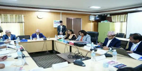 नेपाल के विपक्षी सांसदों ने संसद की उपेक्षा करके अध्यादेश लाए जाने का किया विरोध