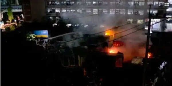 बांग्लादेश में सिलेंडर फटे, गारमेंट फैक्टरी में लगी आग, छह की मौत, 20 झुलसे