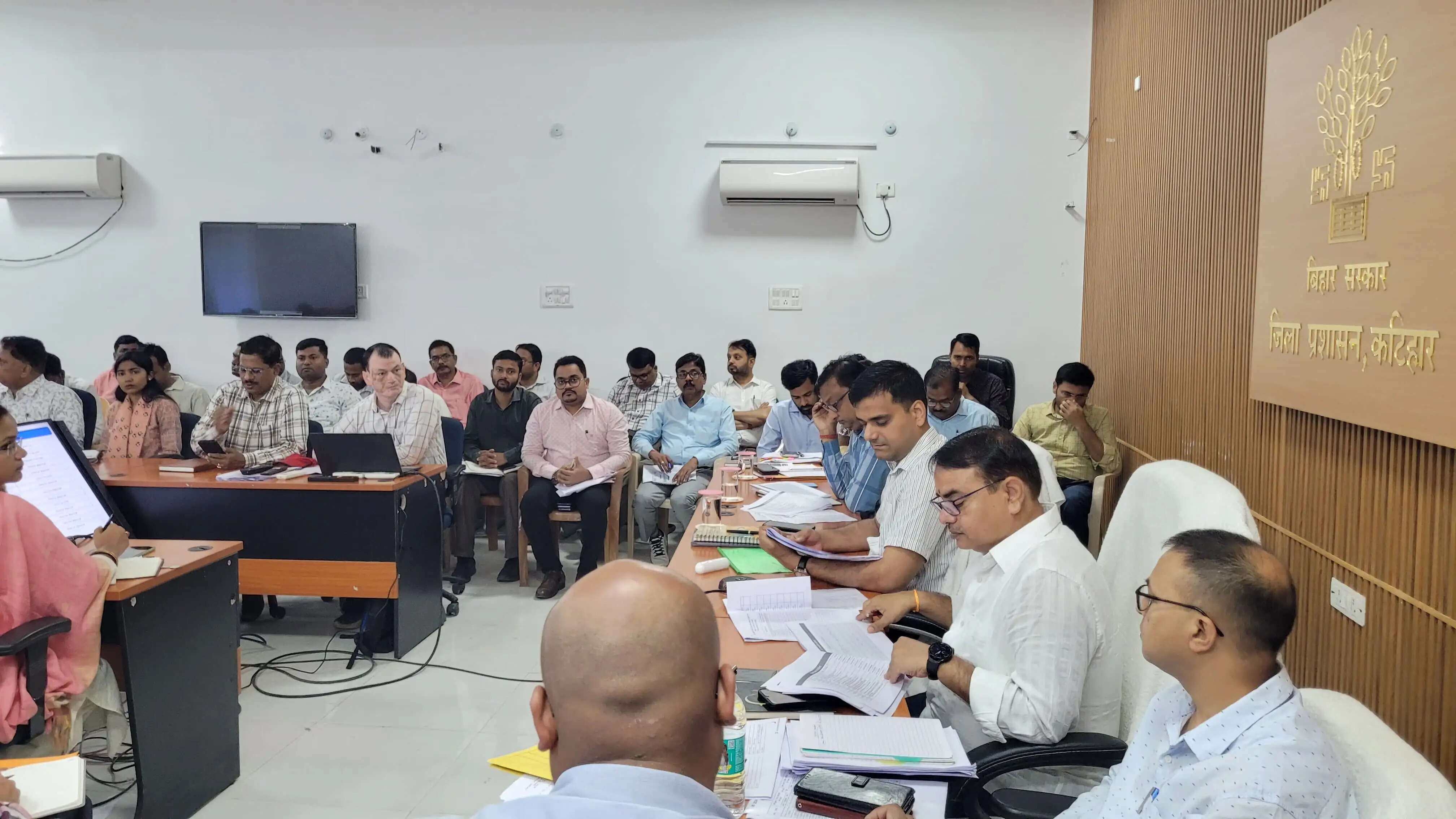 जिला समन्वय समिति की बैठक में 31 मार्च तक लंबित भुगतान करने का निर्देश