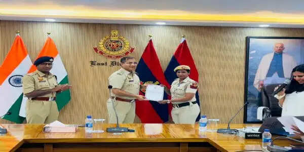 उत्कृष्ट कार्य करने वाले 106 पुलिसकर्मियों को सम्मान