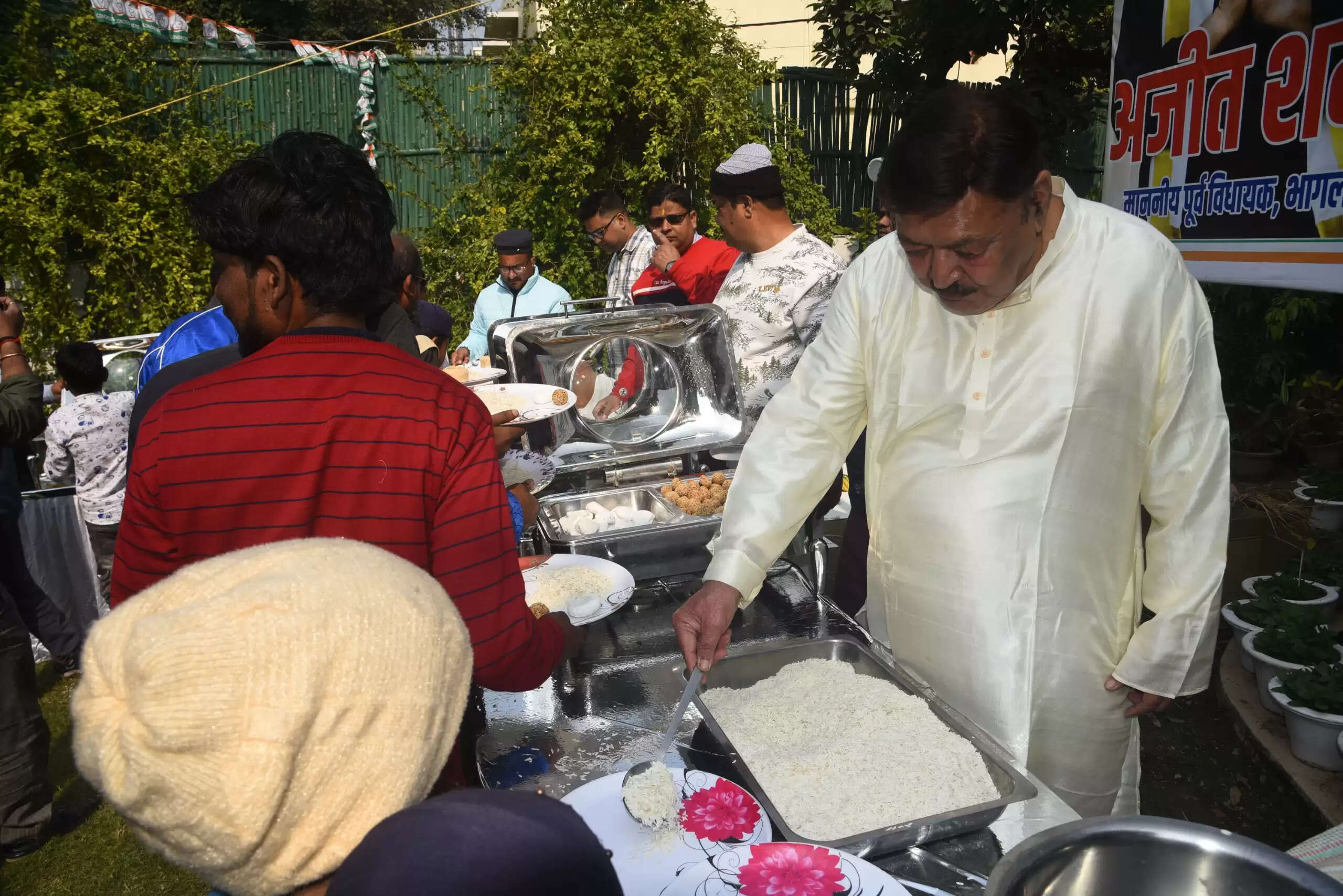 मकर संक्रांति पर दही-चुड़ा भोज का आयोजन