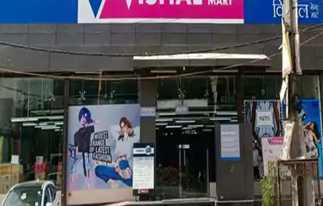 सोनीपत के विशाल मेगा मार्ट में चोरी