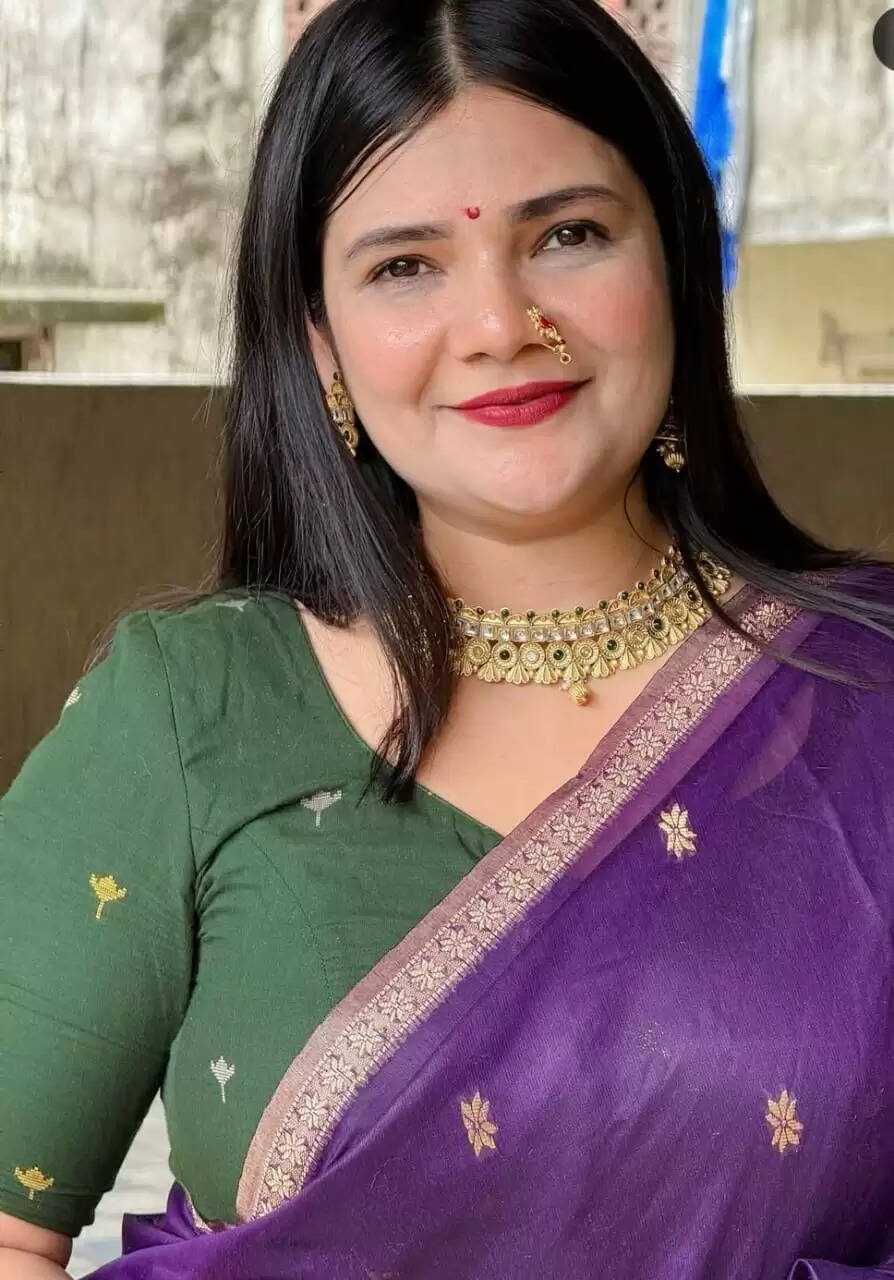 सुप्रसिद्ध गायिका स्वाति मिश्रा बनेगी डेहरी की बहू पीएम ने दी बधाई