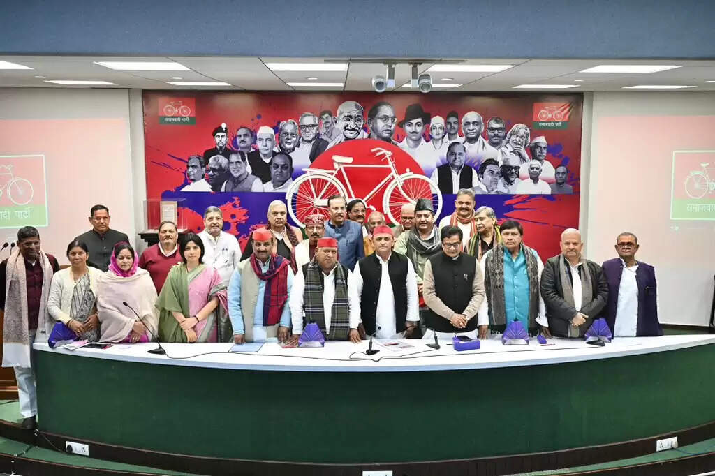 37 जिताएंगे 2027, बनाएंगे पीडीए सरकार : अखिलेश यादव