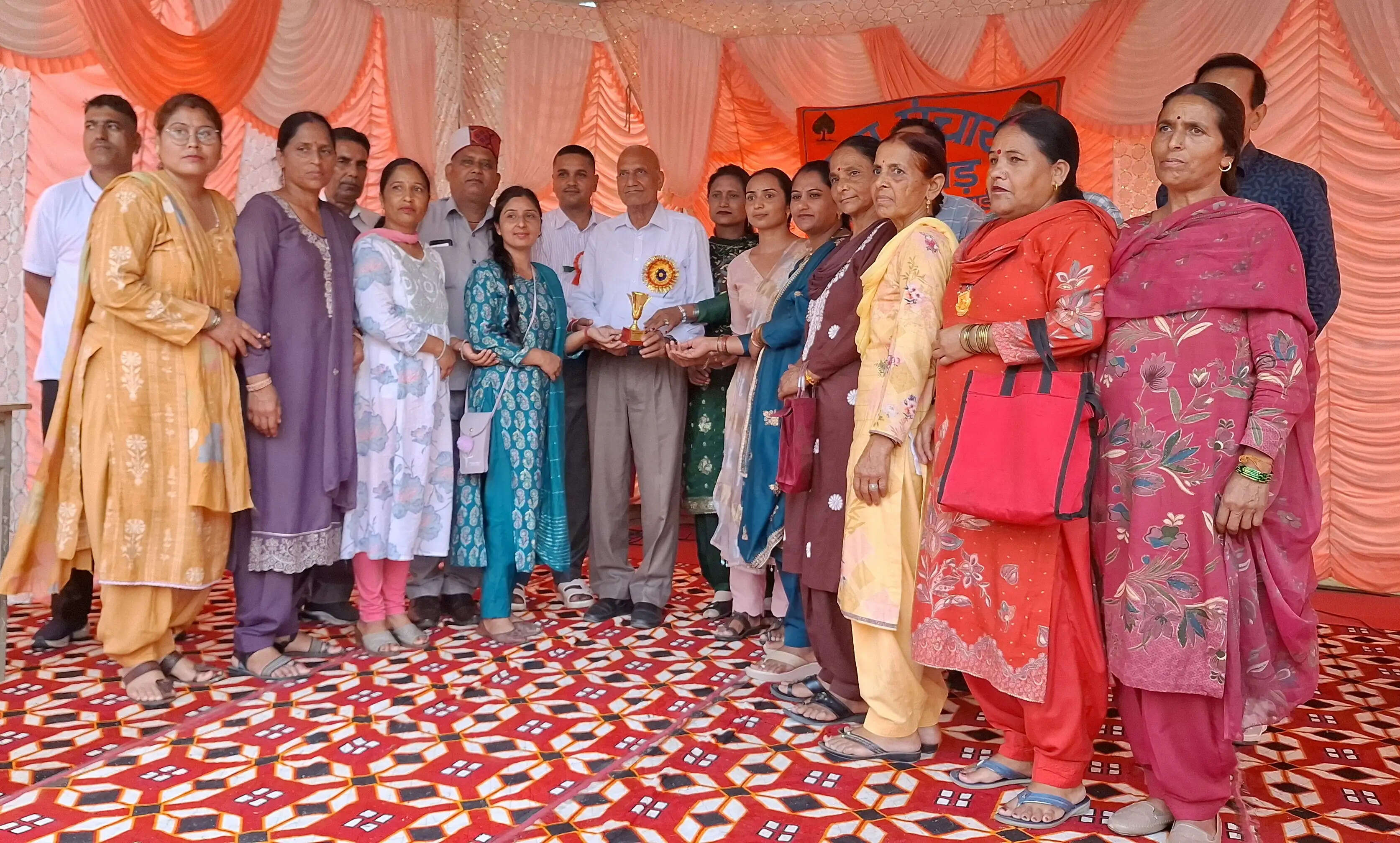 एंटी चिट्टा अभियान : खेलों, सांस्कृतिक कार्यक्रमों, कविता व गानों से किया जागरूक