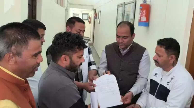 छात्रा से छेड़छाड़ प्रकरण के बाद चम्पावत में तनाव