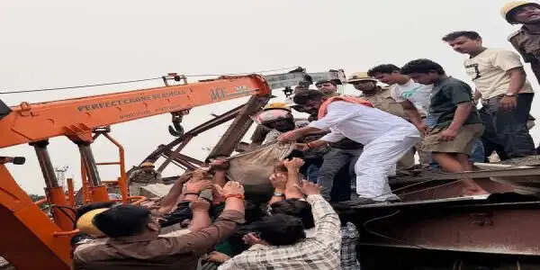 कोलकाता गोदाम हादसे में मालिक समेत पांच गिरफ्तार, मृतकों की संख्या पांच हुई