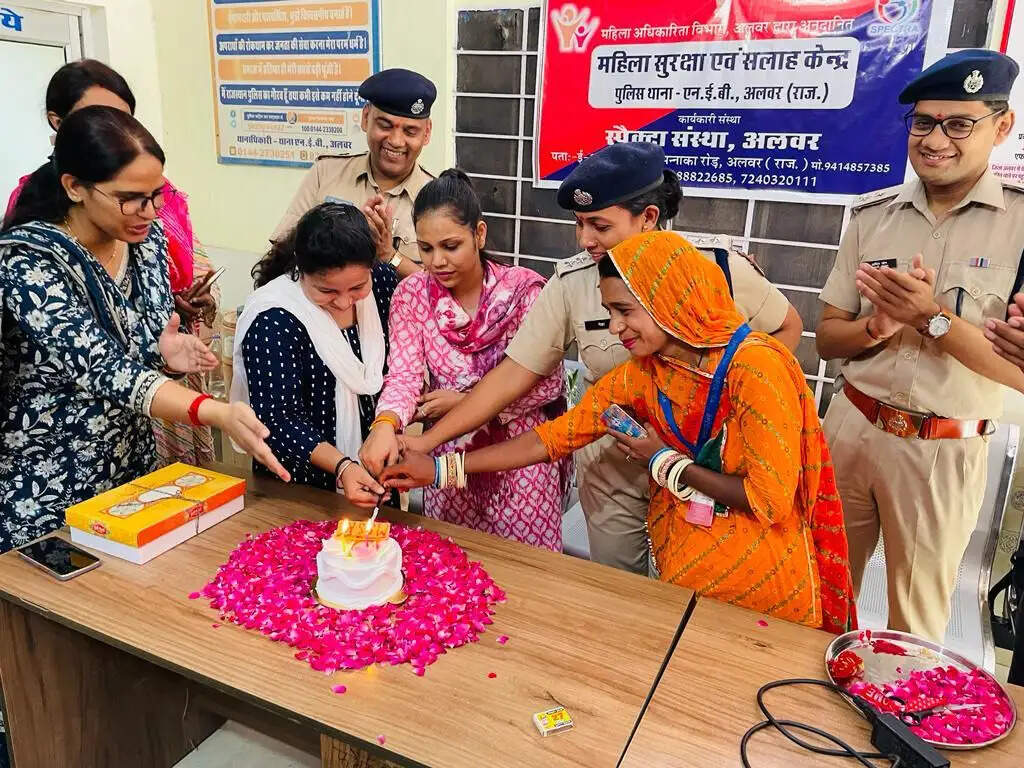 अलवर के एनईबी थाने में महिला सुरक्षा एवं सलाह केंद्र का शुभारंभ