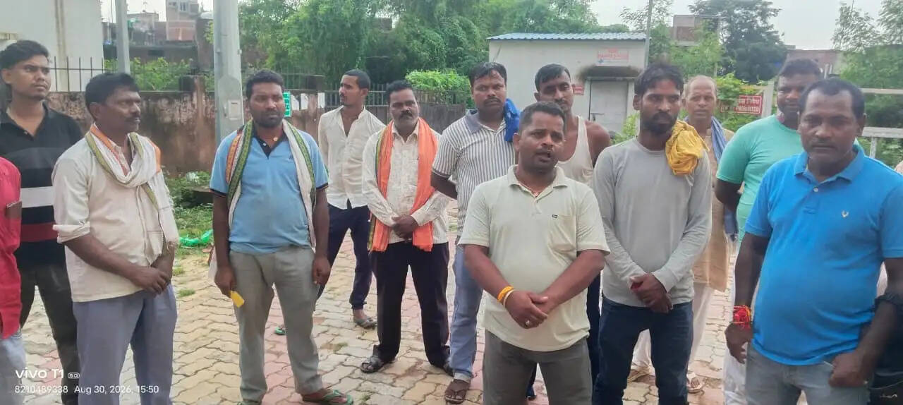करंट लगे युवक को पीएचसी में नहीं मिला ऑक्सीजन, मौत