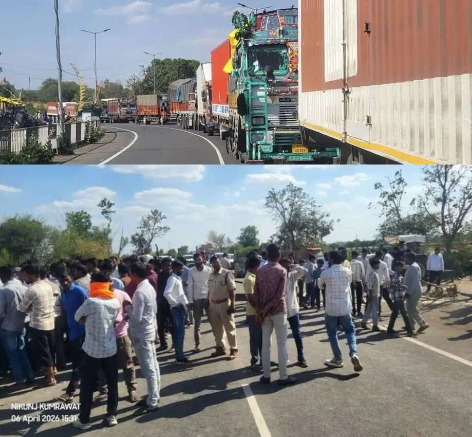 आगरमालवाः छेड़छाड़ कांड में फिर आया उबाल, ग्रामीणों का चक्काजाम