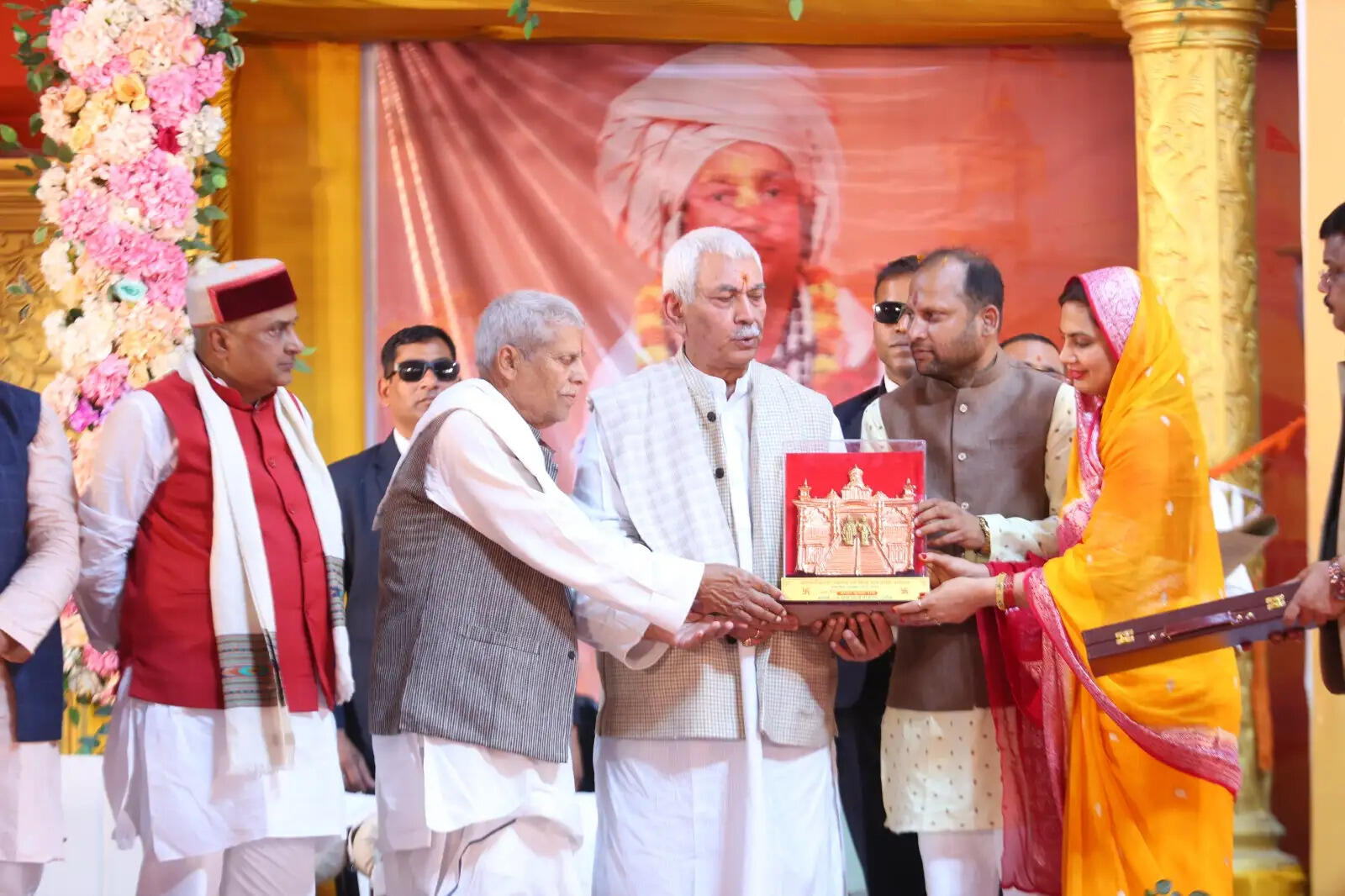 सनातन संस्कृति ने अनेक आक्रमणों और कठिन परिस्थितियों का सामना किया : मनोज सिन्हा