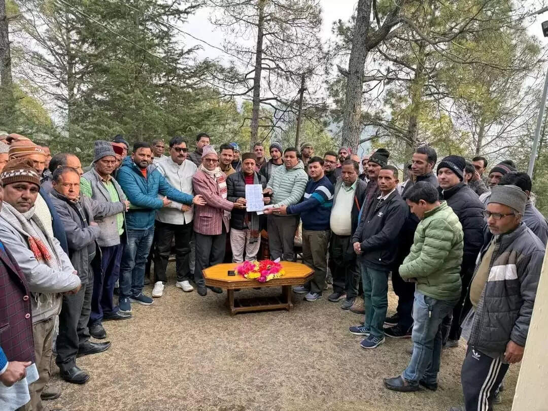 वन विभाग ने जारी किया नोटिस, ग्रामीणों ने बुलाई महापंचायत