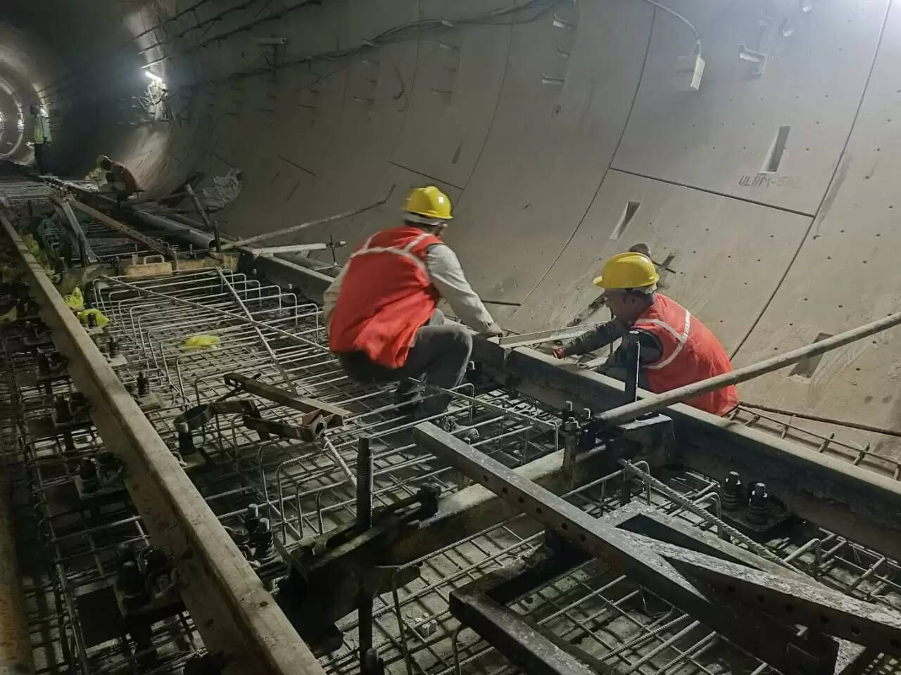 कानपुर मेट्रो में सेंट्रल से स्वदेशी कॉटन मिल के बीच अप-लाइन टनल में कास्टिंग कार्य आरंभ : सुशील कुमार