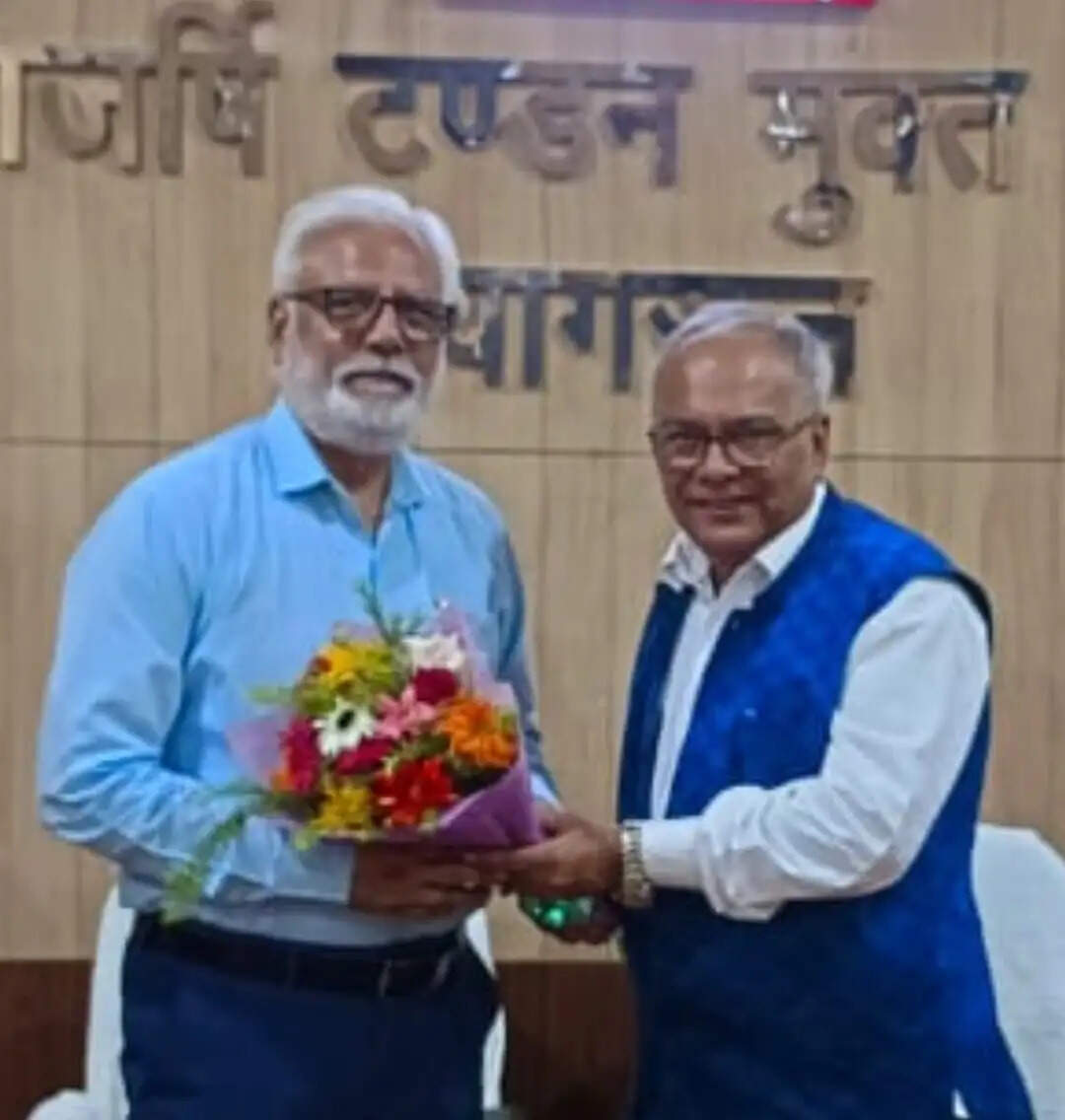 प्रो. अखिलेश सिंह ने मुक्त विश्वविद्यालय के कुलपति का अतिरिक्त कार्यभार संभाला