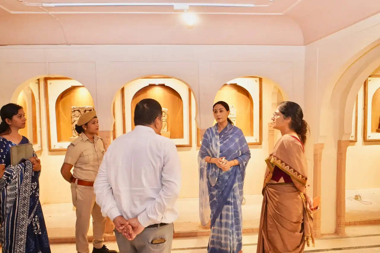 विरासत संग्रहालय और रवीन्द्र मंच के विकास कार्य समयबद्ध व गुणवत्तापूर्ण हों: दीया कुमारी