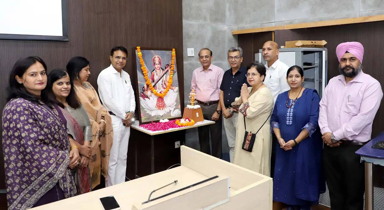 हिसार : गुरु जम्भेश्वर विश्वविद्यालय के टैलेंट सर्च में विद्यार्थियों ने दिखाई प्रतिभा