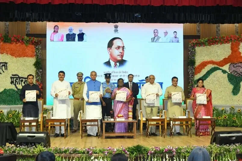 अंतिम व्यक्ति को मुख्यधारा में लाना ही सच्ची राष्ट्रसेवा : द्रौपदी मुर्मु