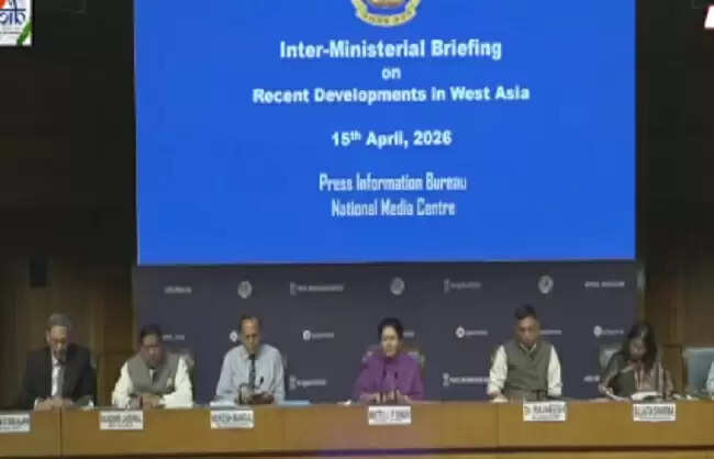 एलपीजी, पीएनजी की सौ फीसदी आपूर्ति सुनिश्चित की गयी : सुजाता शर्मा