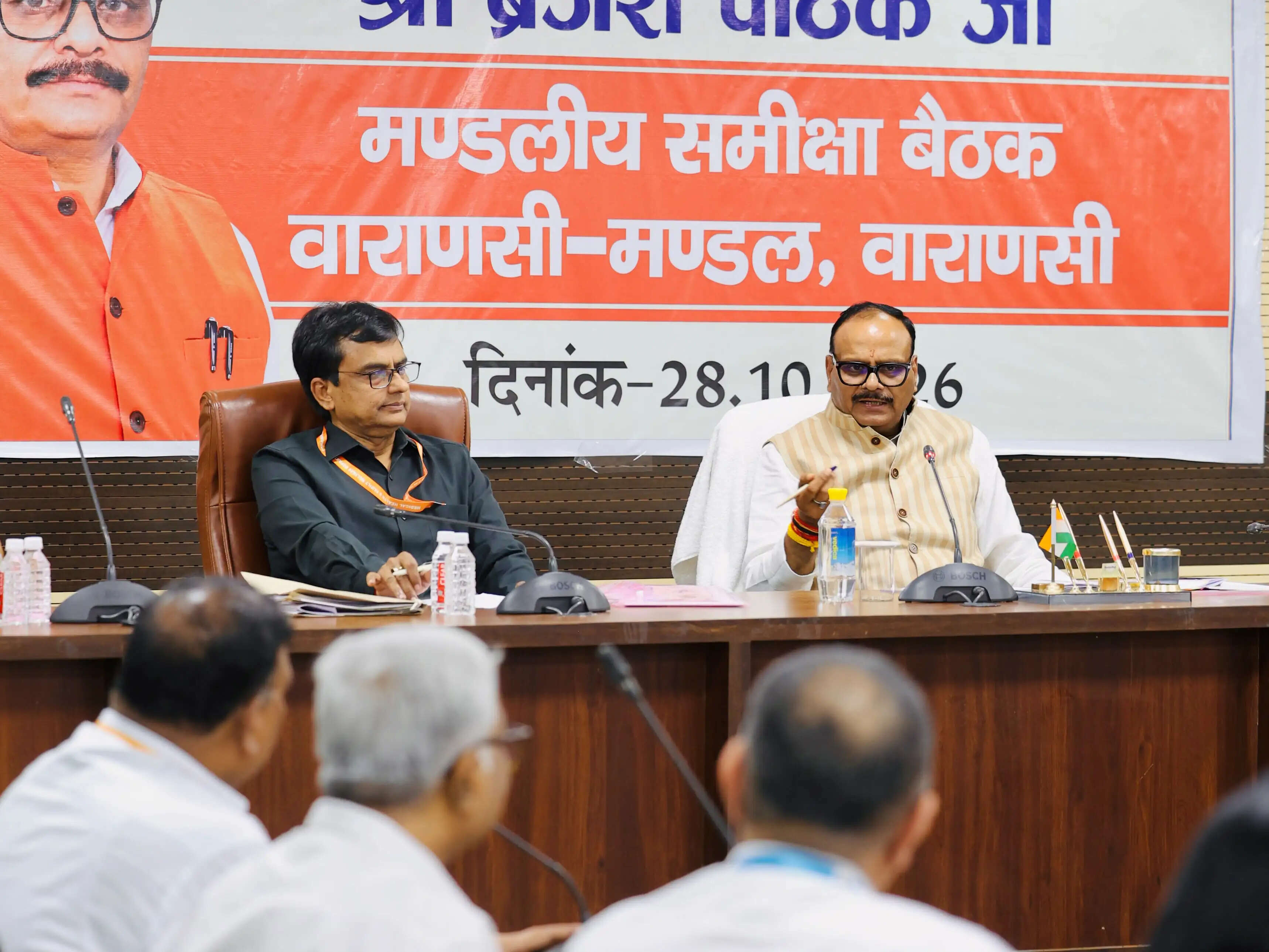 स्वास्थ्य परियोजनाओं में देरी पर नाराज हुए उप मुख्यमंत्री, समयबद्ध निर्माण कार्य पूरा करने के निर्देश