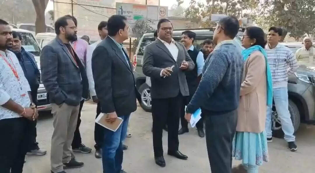 वित्त मंत्रालय की टीम ने किया निरीक्षण, गड़बड़ी पर सख्त कार्रवाई के दिए संकेत