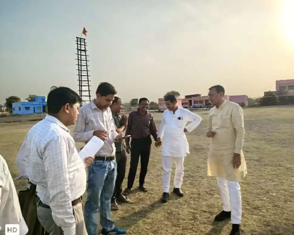 सुठालिया में बनेगा आधुनिक खेल स्टेडियम, राज्यमंत्री नारायणसिंह पंवार ने किया निरीक्षण