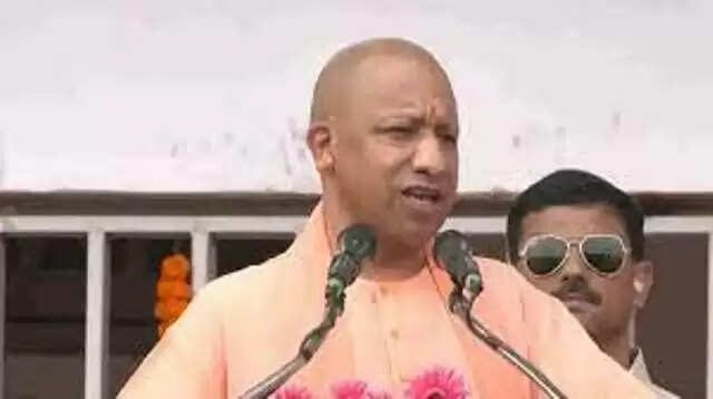 नशा जवानी को समाप्त करने का कारण है, इससे दूर रहना ही बेहतर : योगी आदित्यनाथ