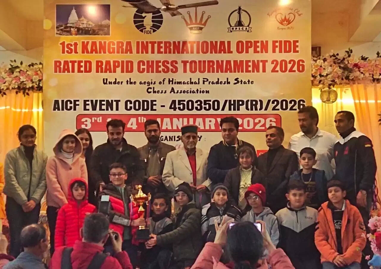 हिम अकादमी पब्लिक स्कूल के छात्रों का अंतरराष्ट्रीय शतरंज प्रतियोगिता में शानदार प्रदर्शन