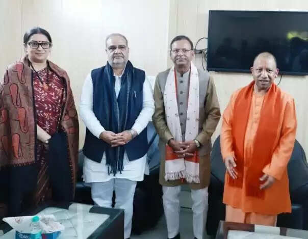 सबसे मिलजुल कर कार्य करेंगे: पंकज चौधरी