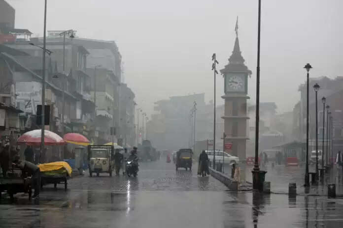 जम्मू और कश्मीर के कुछ हिस्सों में मंगलवार सुबह तक हल्की बारिश और बर्फबारी की संभावना