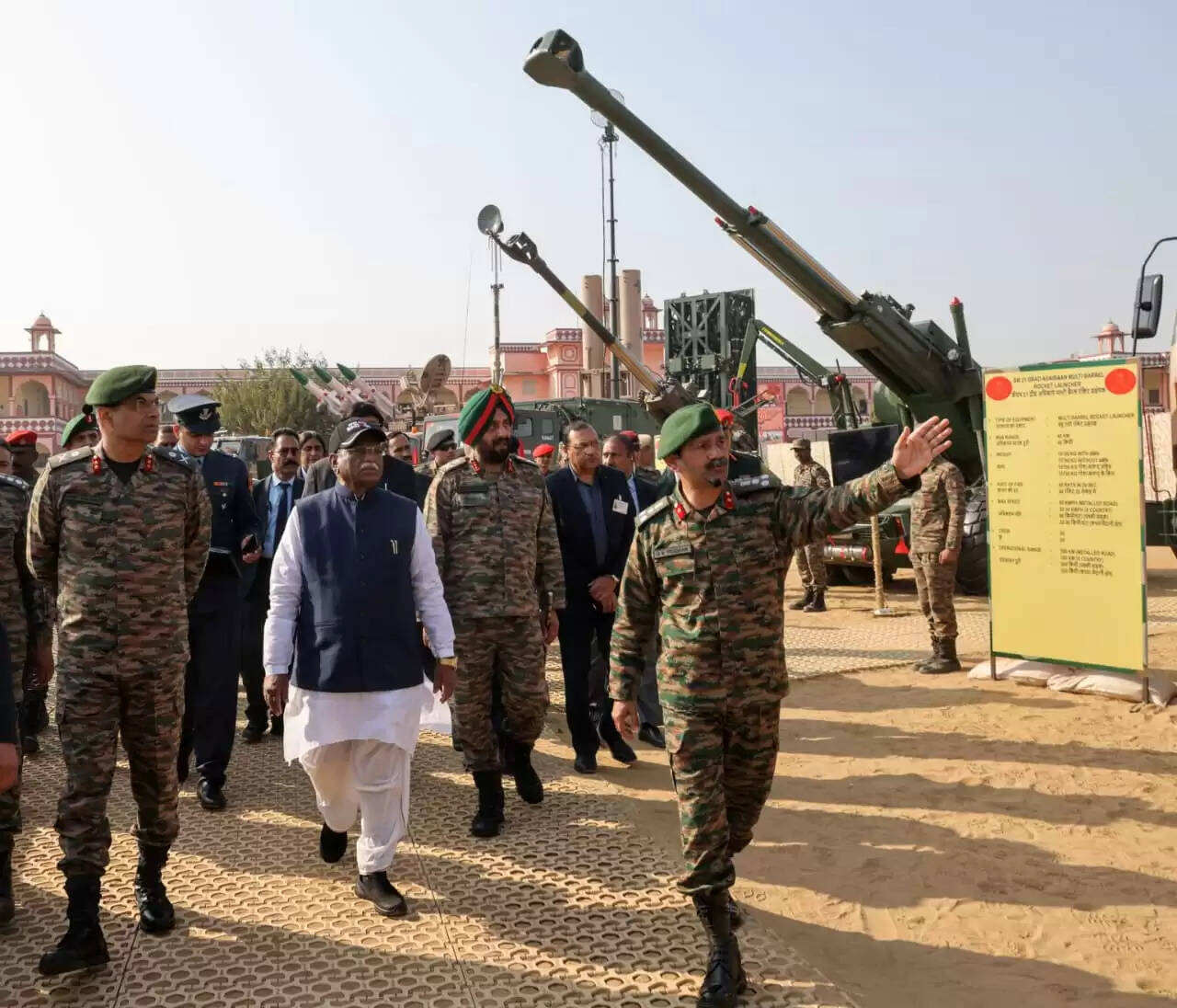 ‘नो योर आर्मी मेला’&nbsp;:&nbsp;भारतीय सेना की अत्याधुनिक तकनीकी क्षमताओं का प्रदर्शन, राज्यपाल&nbsp;पहुंचे