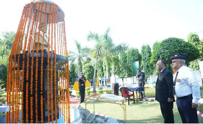 मेजर आशाराम त्यागी के शौर्य एवं बलिदान को राष्ट्र सदैव रखेगा स्मरण: अमित घोष