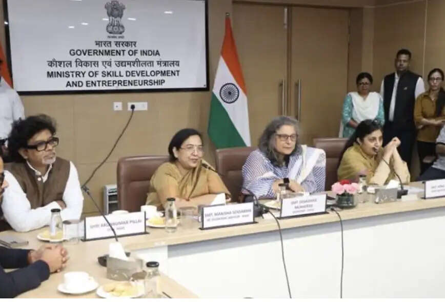 ग्लोबल स्किल्स चैलेंज में हिस्सा लेने ऑस्ट्रेलिया रवाना हुई 30 सदस्यीय भारतीय टीम, कौशल विकास मंत्रालय ने दीं शुभकामनाएं