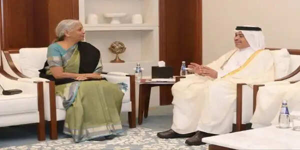 कतर में यूपीआई विस्तार पर वित्त मंत्री सीतारमण ने की चर्चा, बिजनेस राउंडटेबल को किया संबोधित