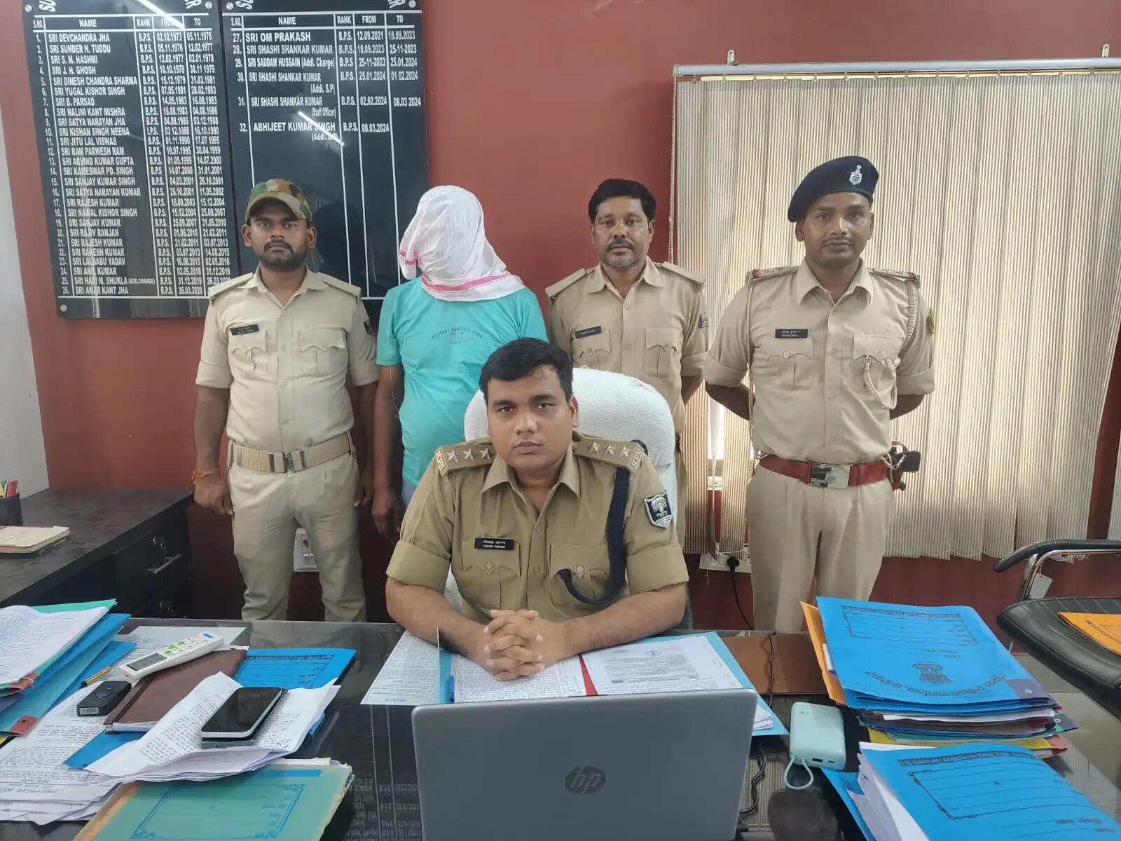 महेशपुर पैक्स में सवा करोड़ के धान गबन का भंडाफोड़, पैक्स अध्यक्ष गिरफ्तार