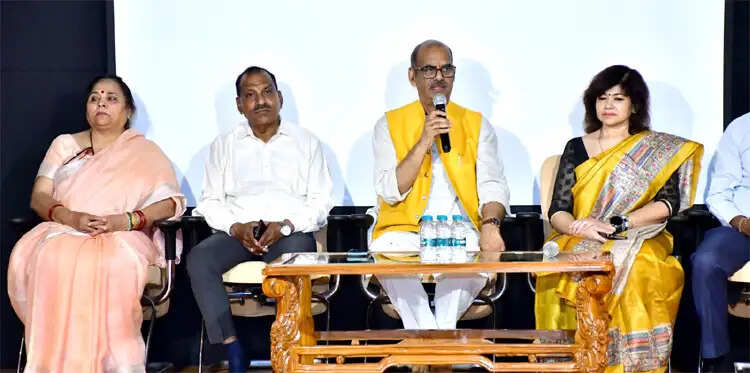 भारतीय शिक्षा बोर्ड के राष्ट्रीय संवाद सत्र में तैयार हुआ शिक्षा सुधार का रोडमैप