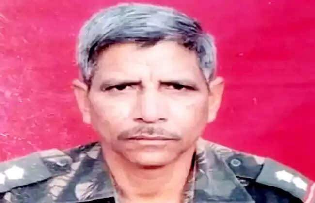 नारनौल में सेना के पूर्व कैप्टन की हत्या, पुलिस जांच में जुटी