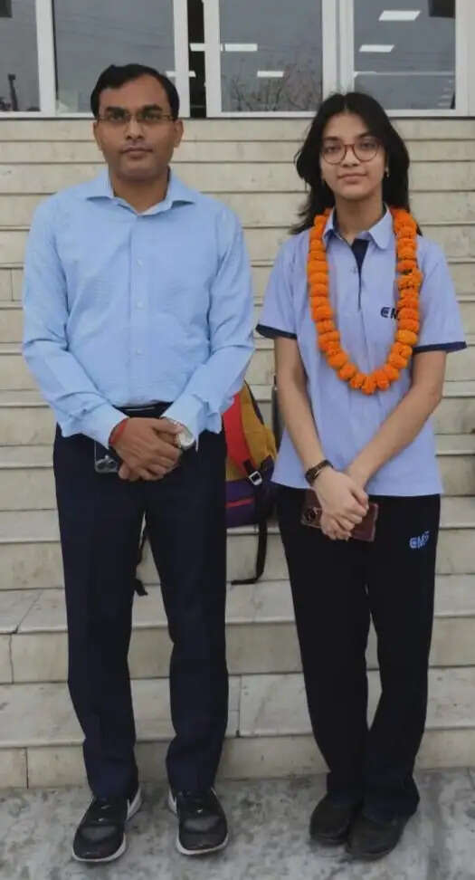 आईसीएसई परीक्षा परिणाम : लखनऊ की शिवप्रिया पाठक ने 12 वीं में हासिल किए 99.5 फीसदी अंक, आईएएस बनने का सपना